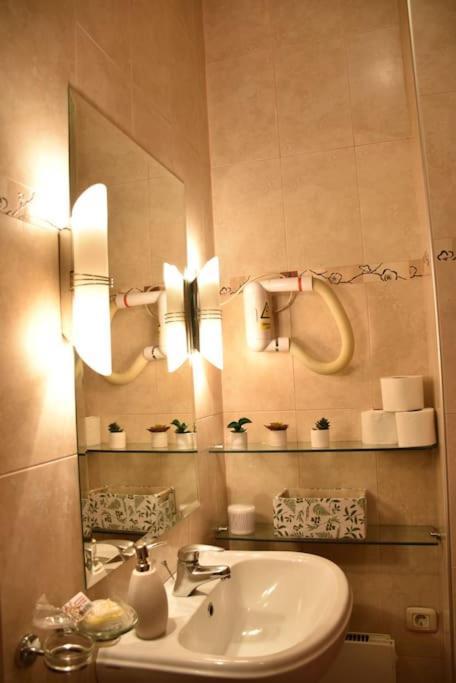 Apartment In Belgrade With Small Parking Space מראה חיצוני תמונה